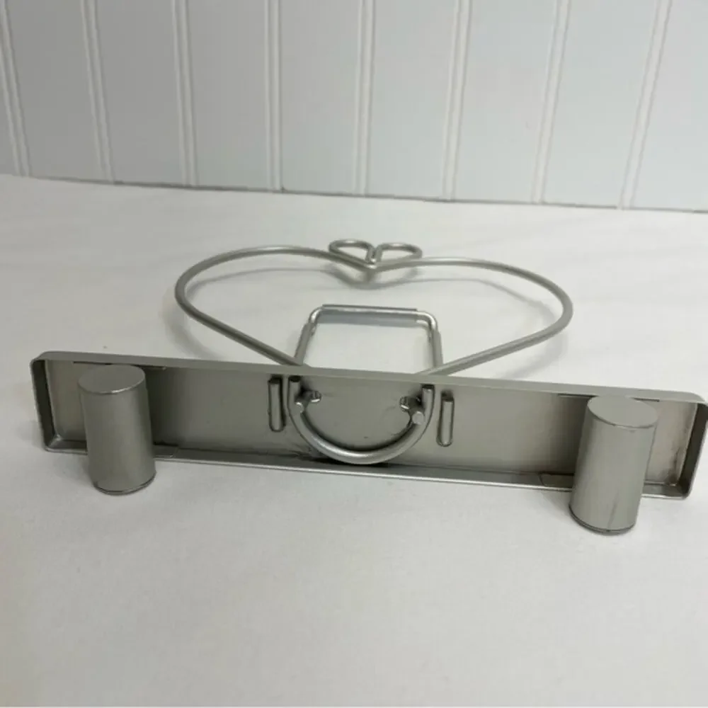 None metal heart
